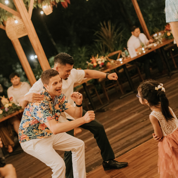 Alexandra and Raymond wedding moment 5